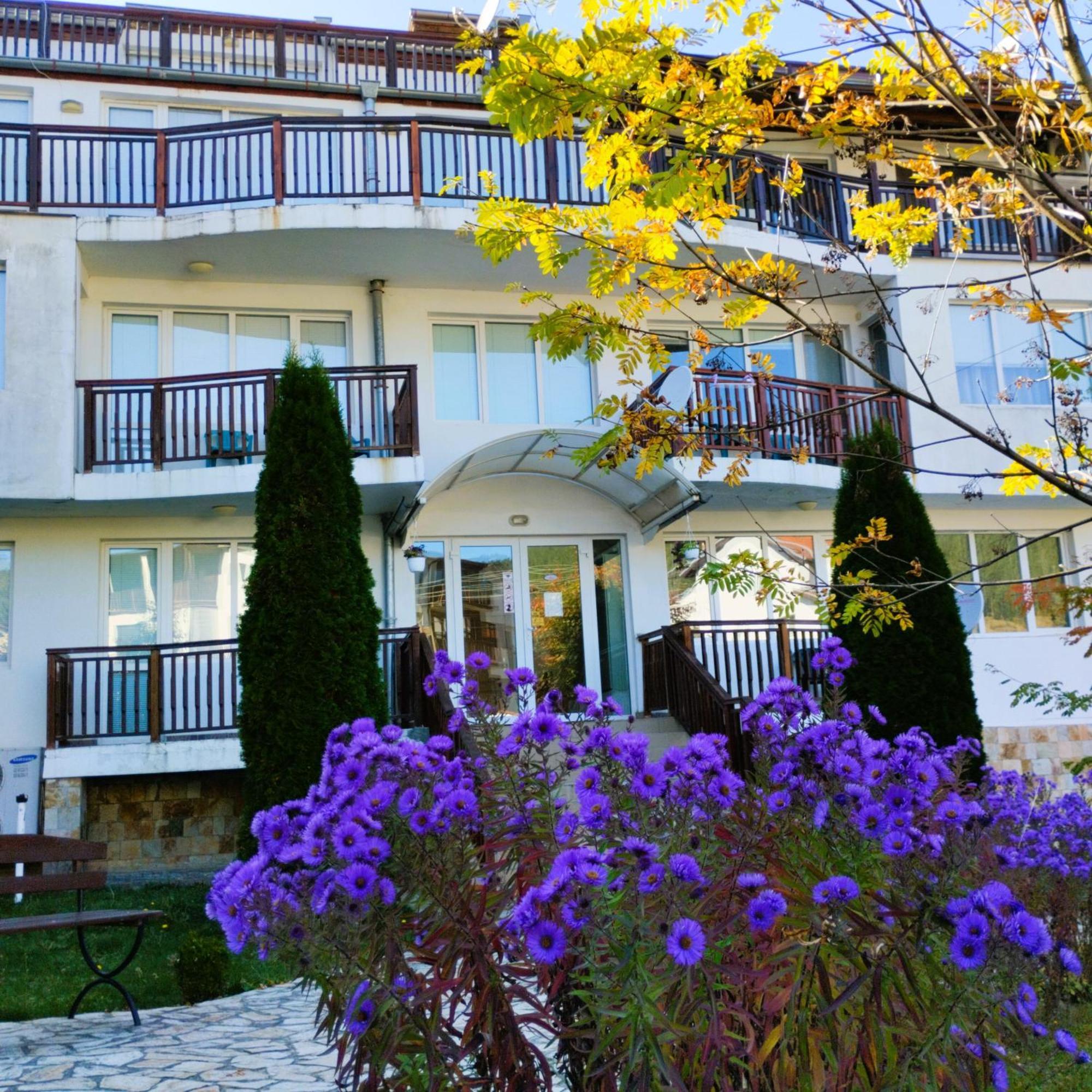 Sa Services Private Apartments, Eagle Rock Complex Beli Iskăr Exterior foto