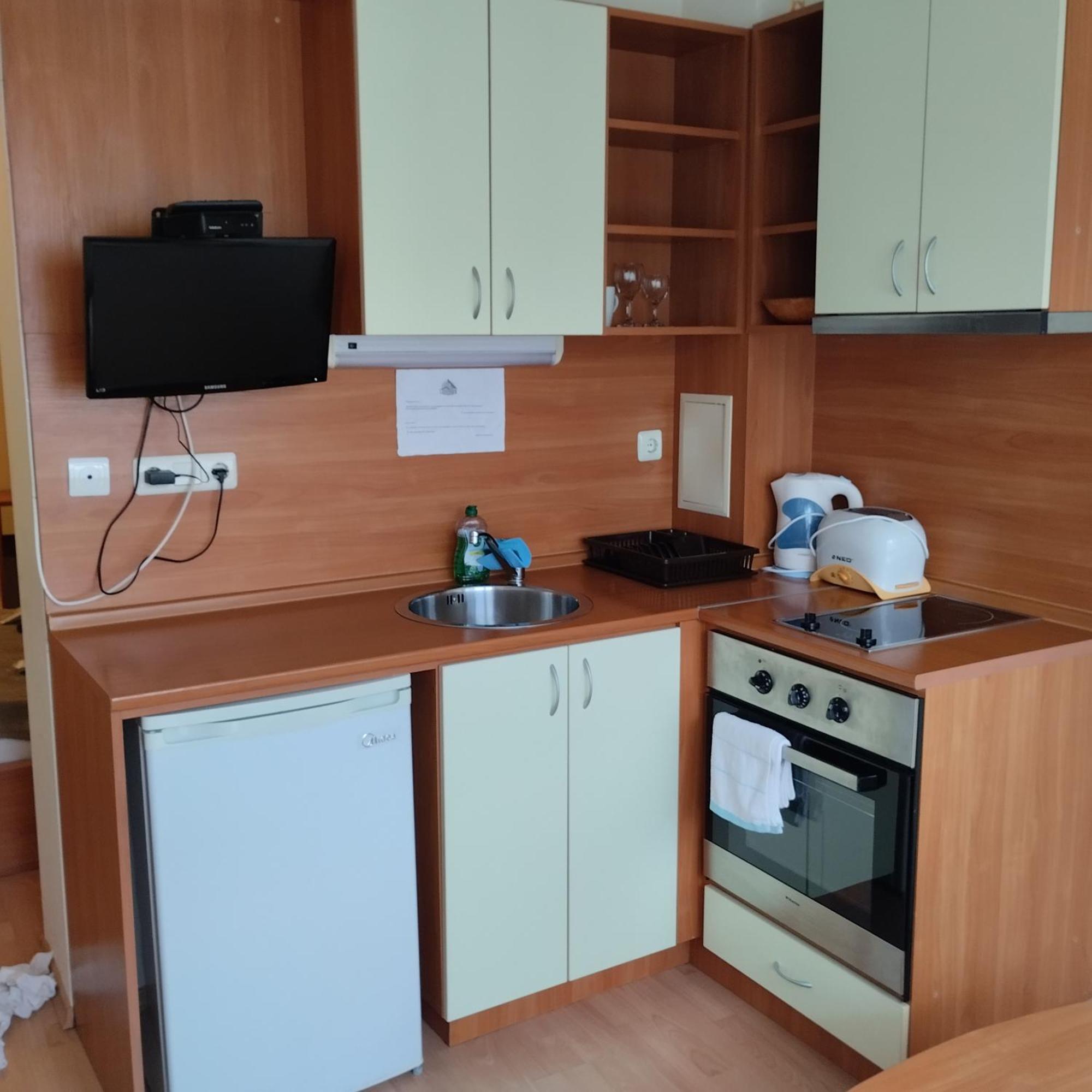 Sa Services Private Apartments, Eagle Rock Complex Beli Iskăr Exterior foto